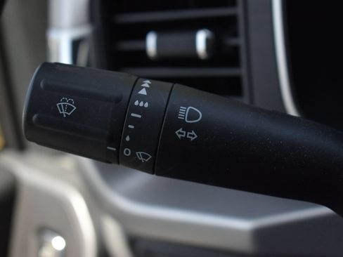 Used 2022 Ford F150 XLT AWD/4WD image 22