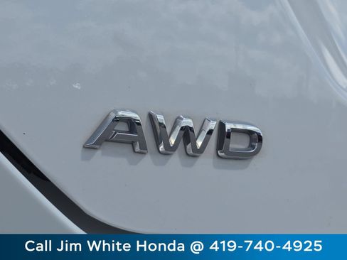 Certified 2024 Honda Pilot Touring image 13