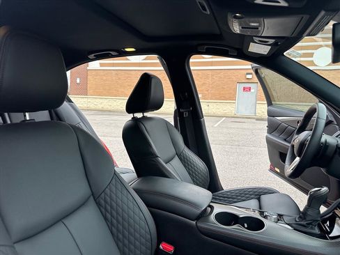 Used 2024 INFINITI Q50 Red Sport 400 image 32