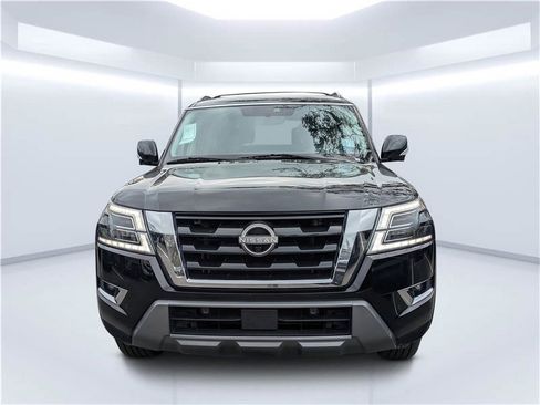 Used 2021 Nissan Armada SL w/ Captain's Chairs Package image 8