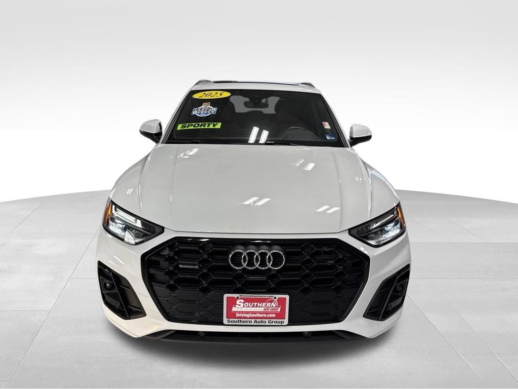 Used 2025 Audi Q5 2.0T Premium AWD/4WD image 12