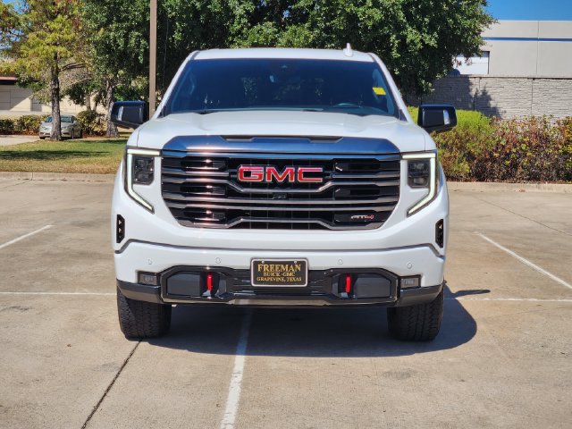 Used 2024 GMC Sierra 1500 AT4 w/ Technology Package AWD/4WD image 2