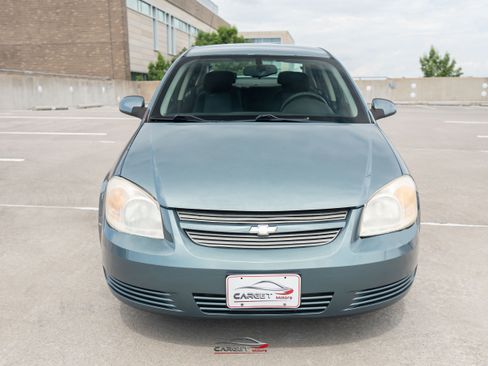Used 2009 Chevrolet Cobalt LT FWD image 2