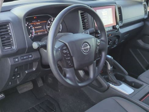 Used 2022 Nissan Frontier S w/ Technology Package image 2