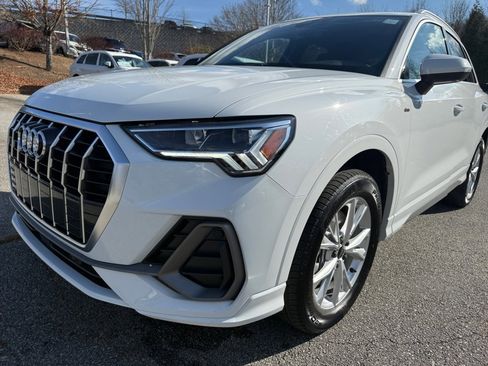 Certified 2025 Audi Q3 2.0T Premium Plus w/ Premium Plus Package image 26