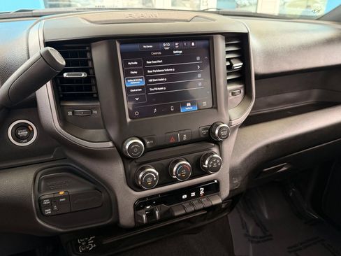 Used 2024 RAM 3500 Tradesman w/ Chrome Appearance Group AWD/4WD image 37