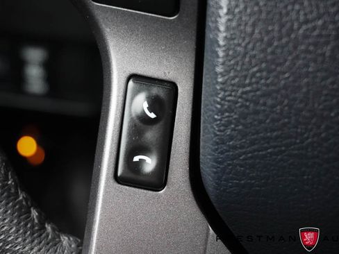 Used 2020 Toyota Tacoma TRD Off-Road image 30