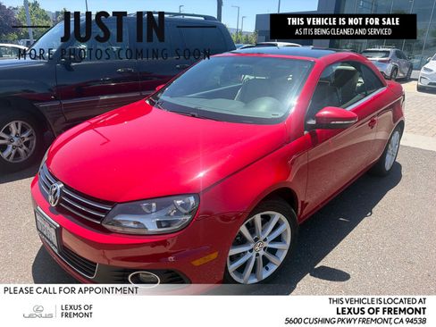 Used 2013 Volkswagen Eos FWD image 1