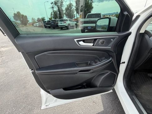 Used 2023 Ford Edge Titanium w/ Equipment Group 301A AWD/4WD image 33