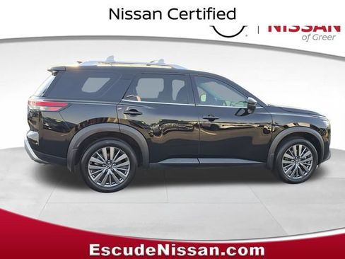 Certified 2024 Nissan Pathfinder SL w/ SL Premium Package FWD image 2