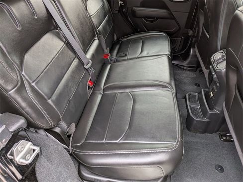 Used 2023 Jeep Wrangler Unlimited Sahara w/ Cold Weather Group image 24