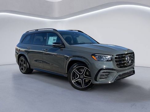 New 2026 Mercedes-Benz GLS 450 4MATIC image 2