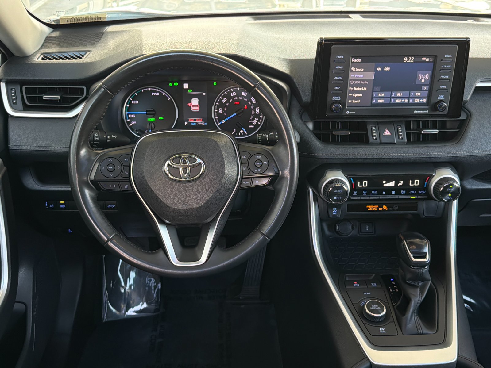 Used 2022 Toyota RAV4 XLE Premium AWD/4WD image 13