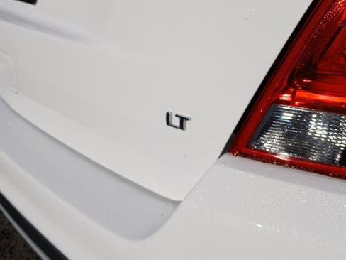 Used 2018 Chevrolet Trax LT w/ LT Convenience Package image 20