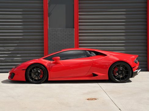Used 2019 Lamborghini Huracan LP 580-2 image 8