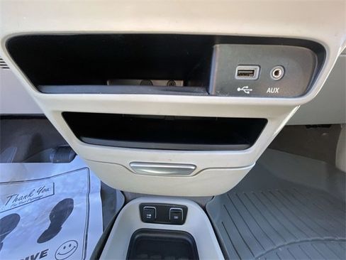 Used 2018 Chrysler Pacifica Touring Plus image 20
