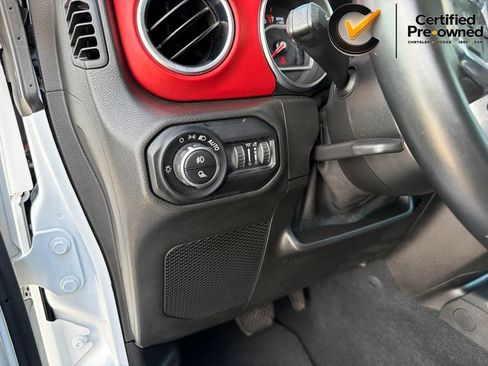 Certified 2021 Jeep Gladiator Rubicon AWD/4WD image 60