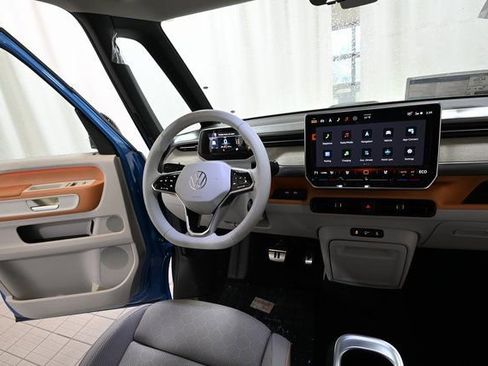 New 2025 Volkswagen ID. Buzz 1st Edition image 33