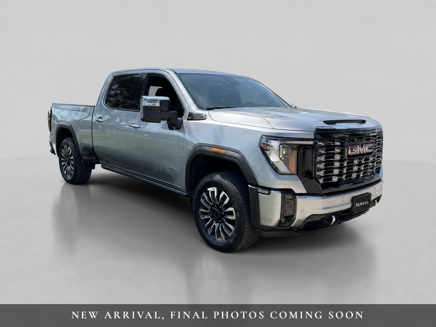 Used 2026 GMC Sierra 2500 Denali Ultimate AWD/4WD image 2