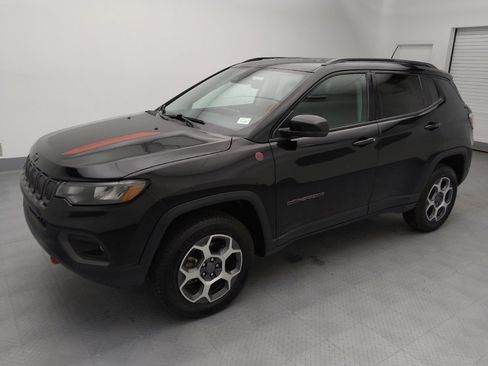 Used 2022 Jeep Compass Trailhawk w/ Trailhawk Convenience Group image 2