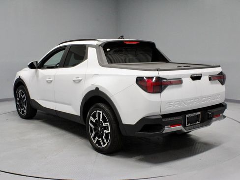 Used 2025 Hyundai Santa Cruz Limited AWD/4WD image 9