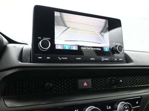 Used 2024 Honda CR-V Sport image 3
