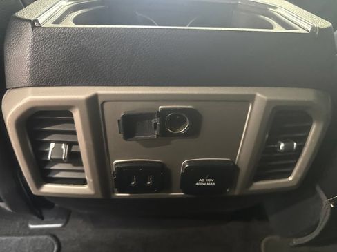 Used 2018 Ford F150 Lariat w/ Trailer Tow Package AWD/4WD image 18