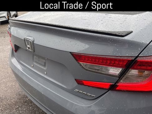 Used 2022 Honda Accord Sport image 10