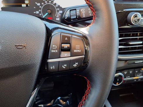 Used 2022 Ford Escape SEL w/ SEL Stealth AWD Package image 23