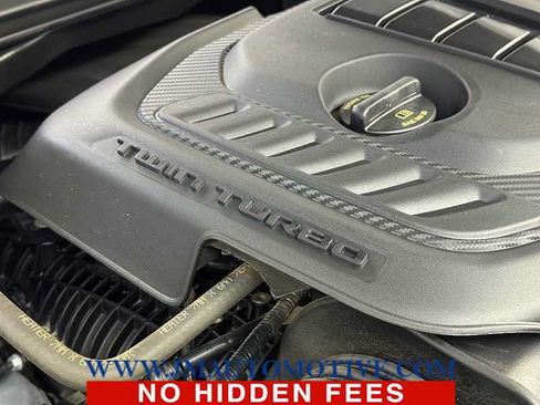 Used 2024 Jeep Wagoneer Series II w/ Flexible Seating Group AWD/4WD image 11