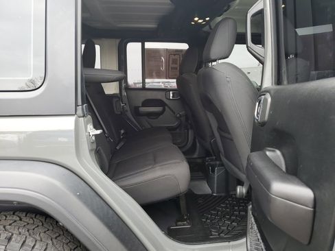 Used 2020 Jeep Wrangler Unlimited Sport image 34