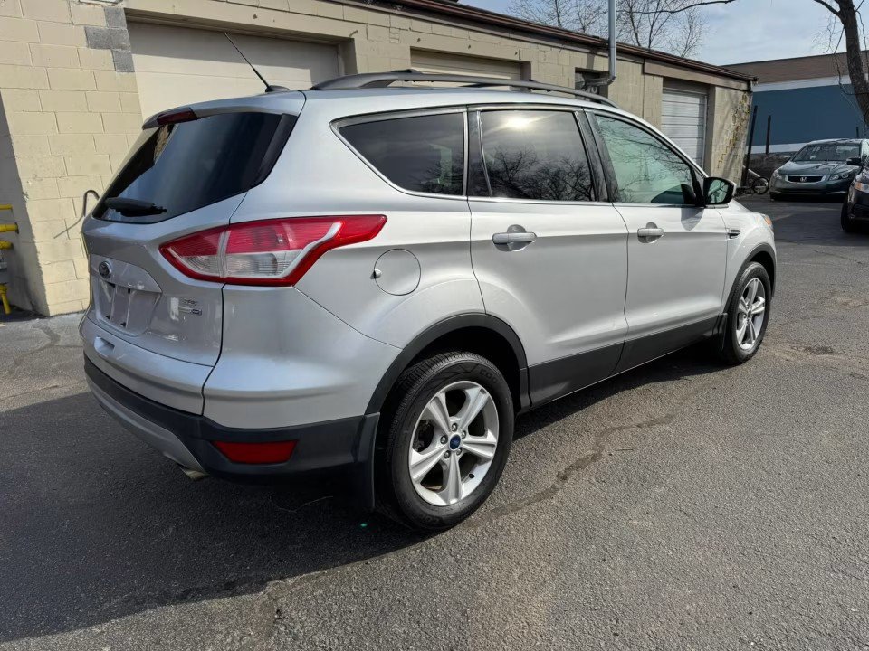 Used 2015 Ford Escape SE AWD/4WD image 7