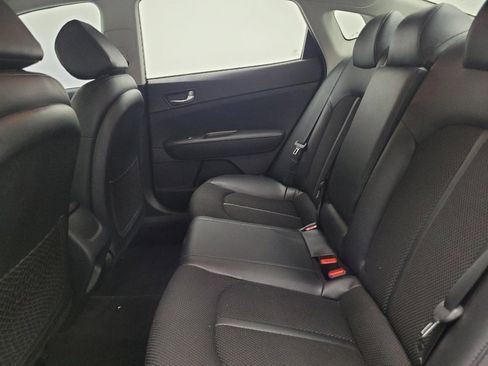 Used 2019 Kia Optima S FWD image 18
