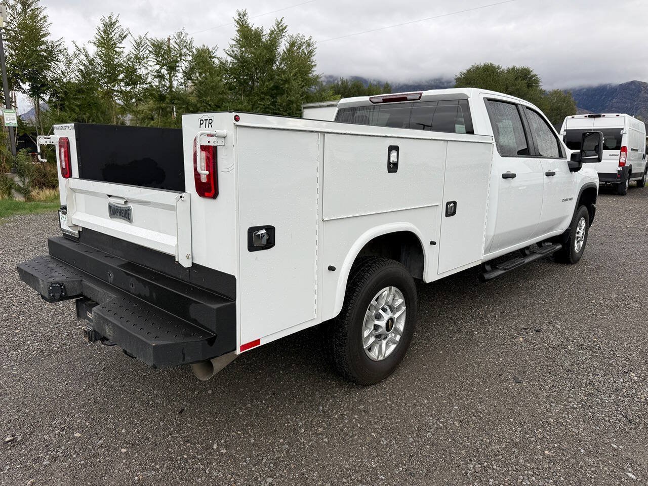 Used 2024 Chevrolet Silverado 2500 W/T w/ WT Fleet Convenience Package AWD/4WD image 3