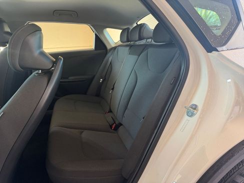 Used 2025 Kia K4 LXS FWD image 22