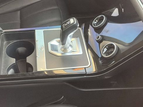 Used 2021 Land Rover Range Rover Evoque SE image 6