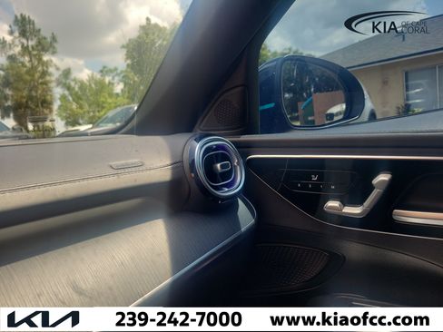 Used 2023 Mercedes-Benz C 300 4MATIC Sedan image 31