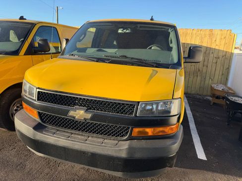 Used 2023 Chevrolet Express 2500 image 5