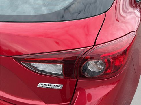 Used 2016 MAZDA MAZDA3 s Touring FWD image 35