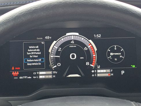 Used 2022 Toyota Tundra Platinum w/ Advanced Package image 39