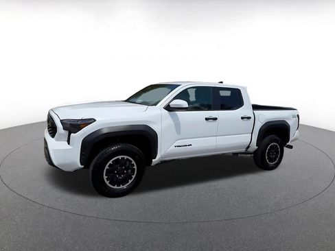 Used 2025 Toyota Tacoma TRD Off-Road image 8