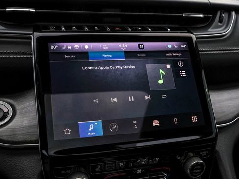 Used 2021 Jeep Grand Cherokee L Overland w/ Luxury Tech Group IV image 32