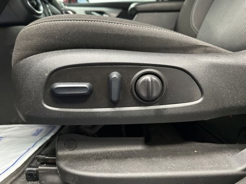 Certified 2025 Chevrolet Blazer LT image 25