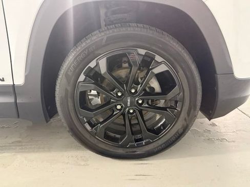 Certified 2021 GMC Terrain SLT w/ Infotainment Package II AWD/4WD image 34