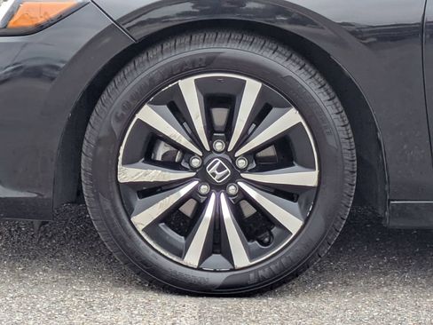 Used 2022 Honda Civic EX image 11