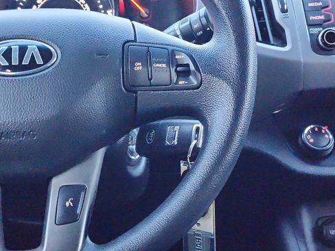 Used 2014 Kia Sportage LX image 16