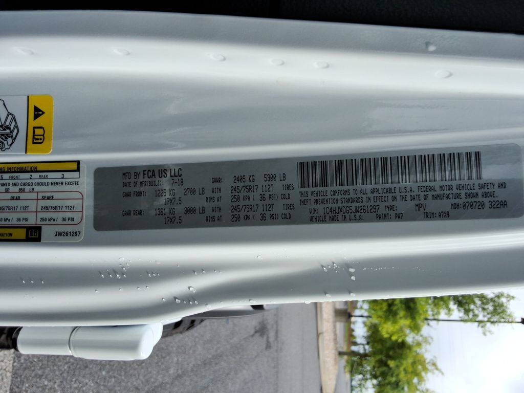 Used 2018 Jeep Wrangler Unlimited Sport AWD/4WD image 39