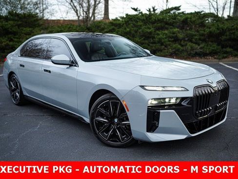 Used 2023 BMW 760i xDrive 760i xDrive w/ Executive Package image 15