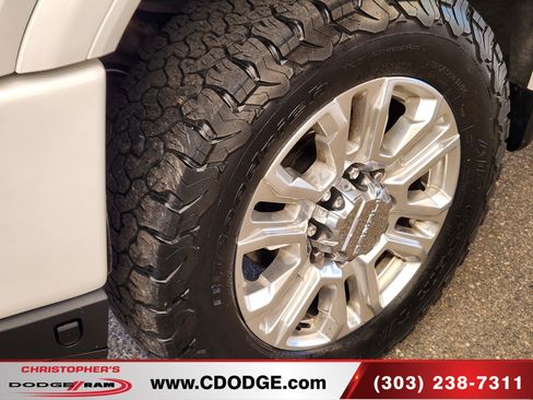 Used 2023 GMC Sierra 3500 Denali w/ Denali Ultimate Package AWD/4WD image 25