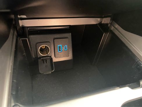 Used 2022 Ford Explorer Limited w/ Equipment Group 301A image 42